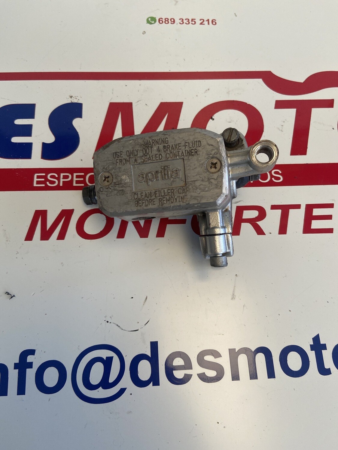 Bomba freno delantera con soporte y sensor aprilia habana custom 50