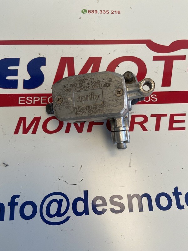Bomba freno delantera con soporte y sensor aprilia habana custom 50