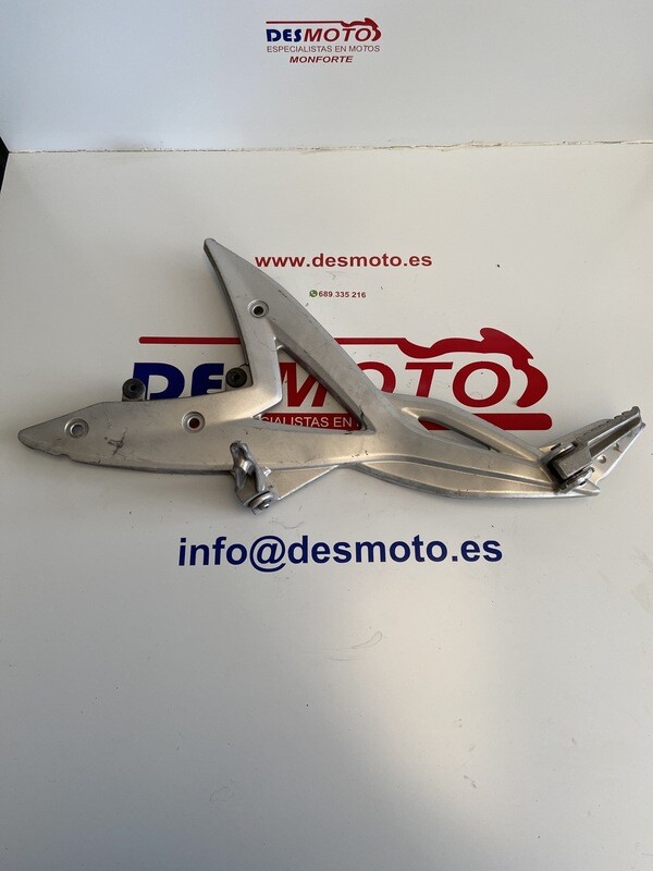 Estribera izquierda sin posapies kawasaki er 650 2006-2008