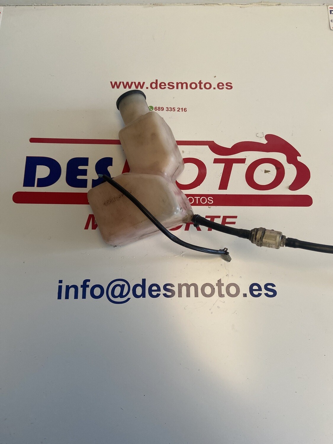 Botella aceite con aforador y tapón suzuki address rf 50