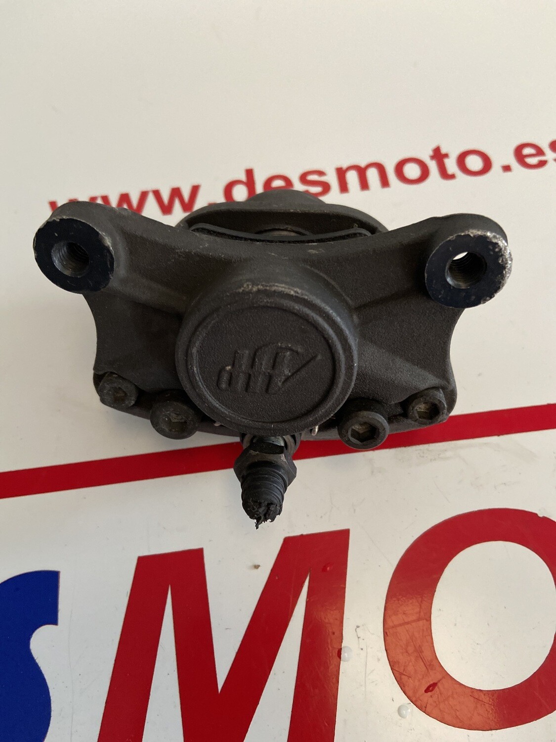 Pinza de freno trasera PEUGEOT SATELIS 125 2006