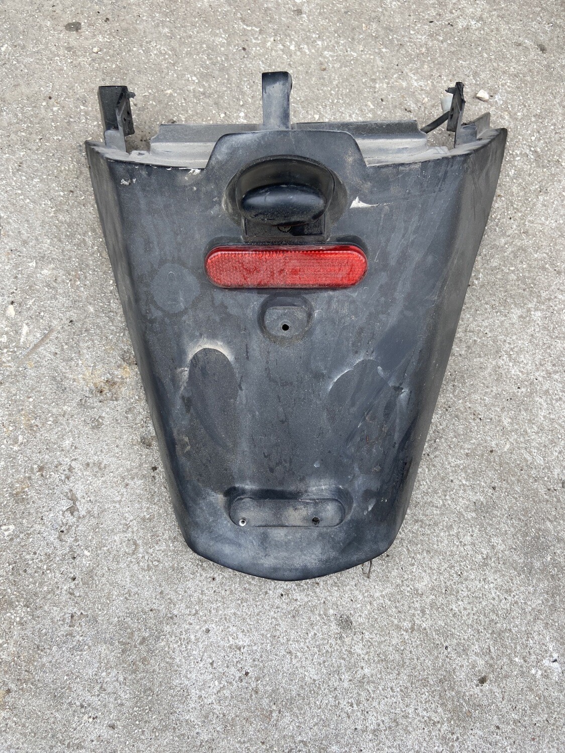 Portamatriculas PEUGEOT SATELIS 125 2006