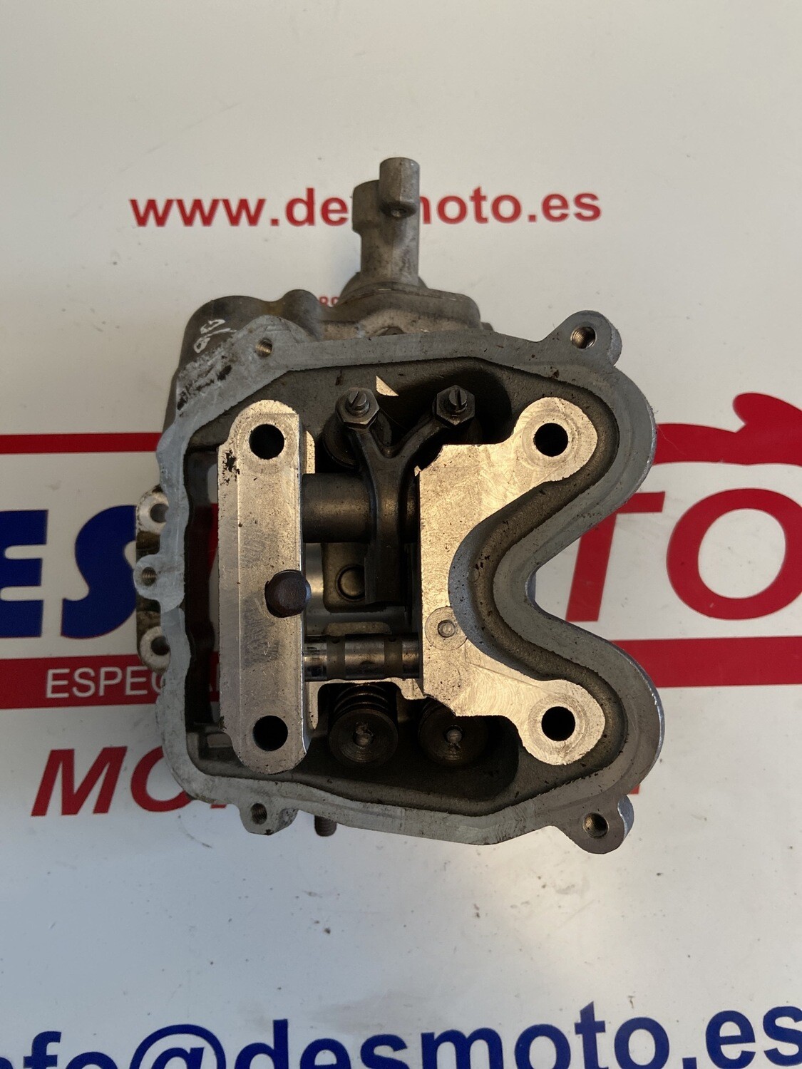 Culata PEUGEOT SATELIS 125 2006