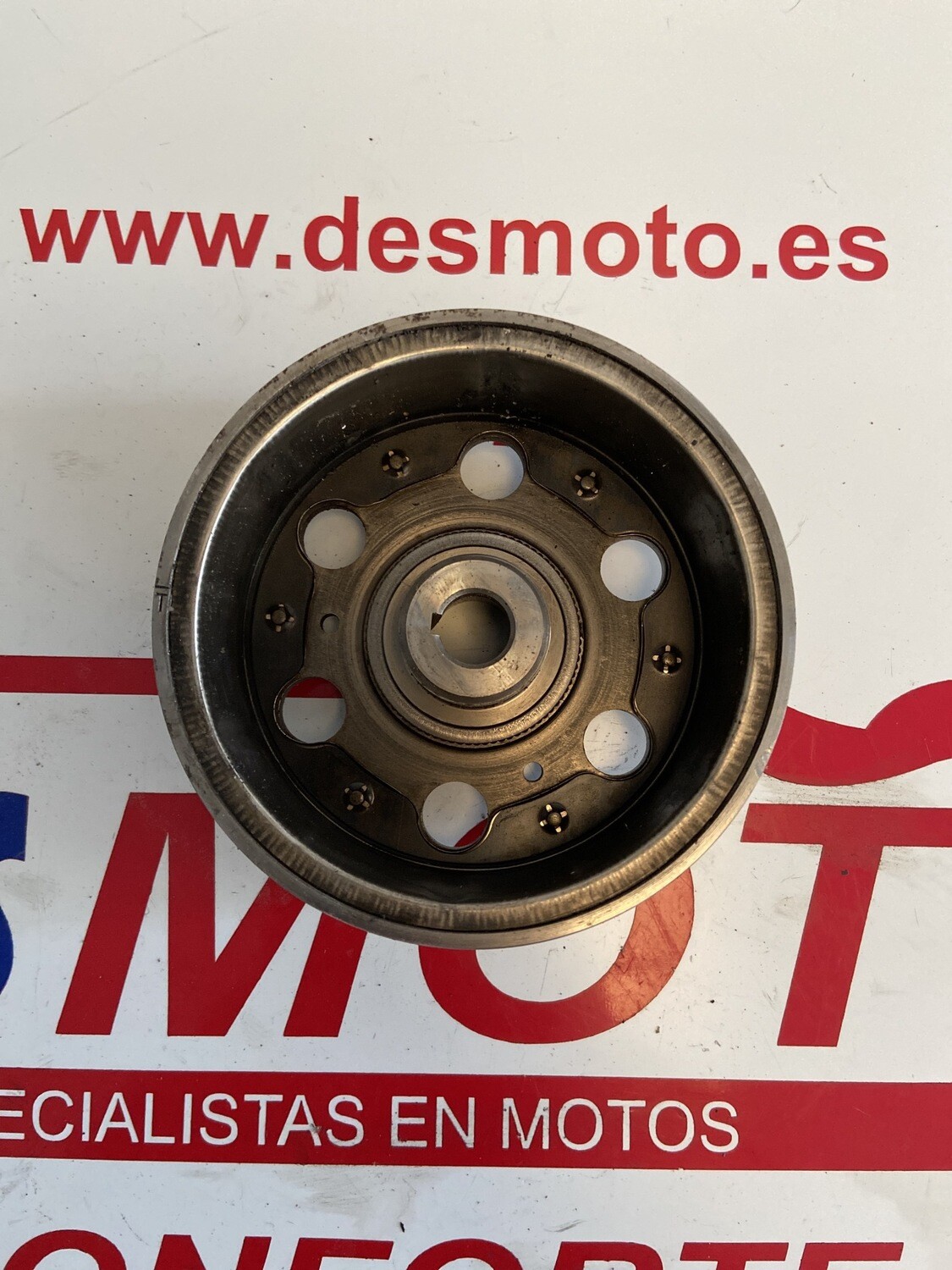 Plato magnético PEUGEOT SATELIS 125 2006