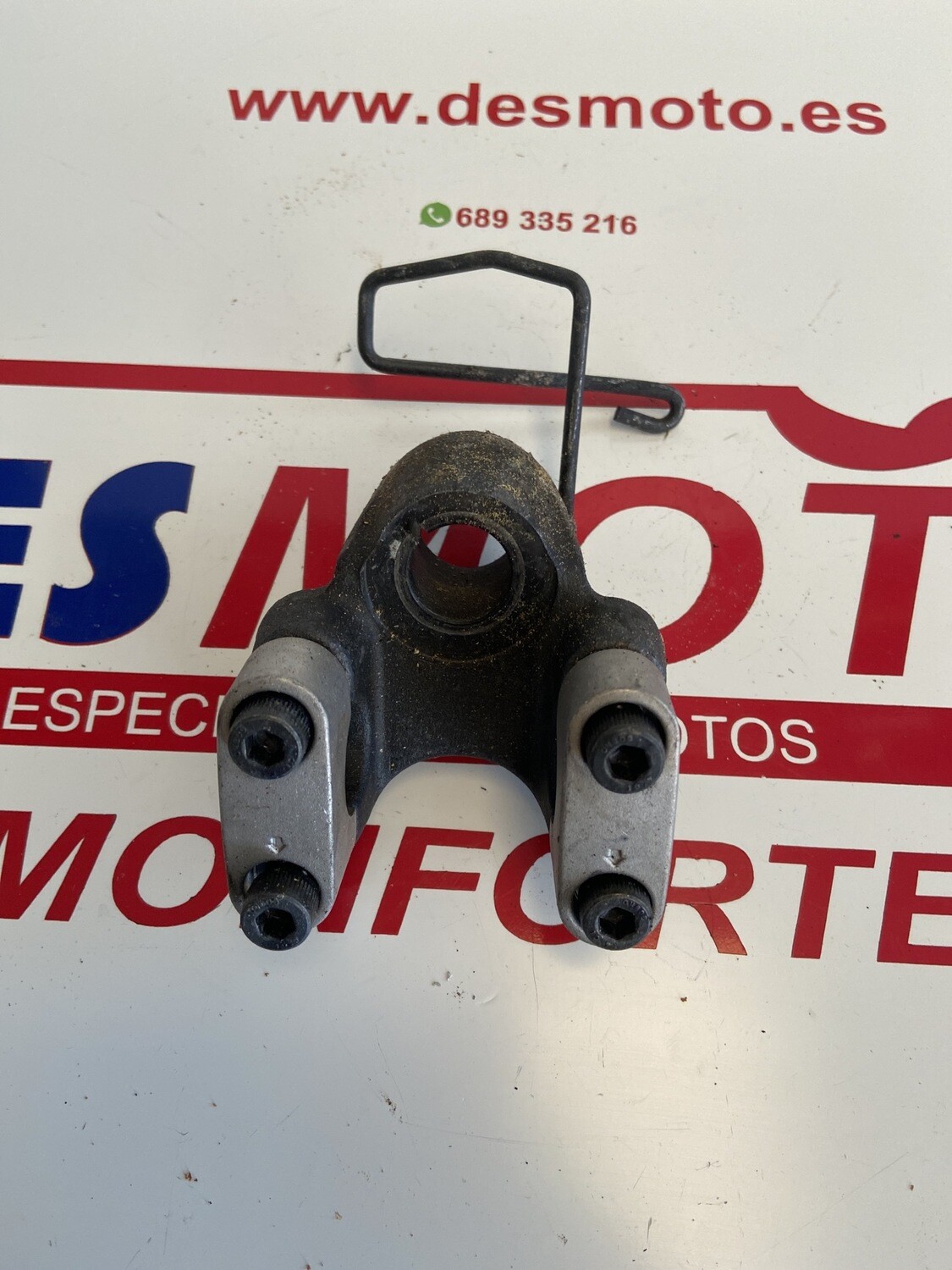 Soporte manillar con torretas YAMAHA X MAX 250 2011