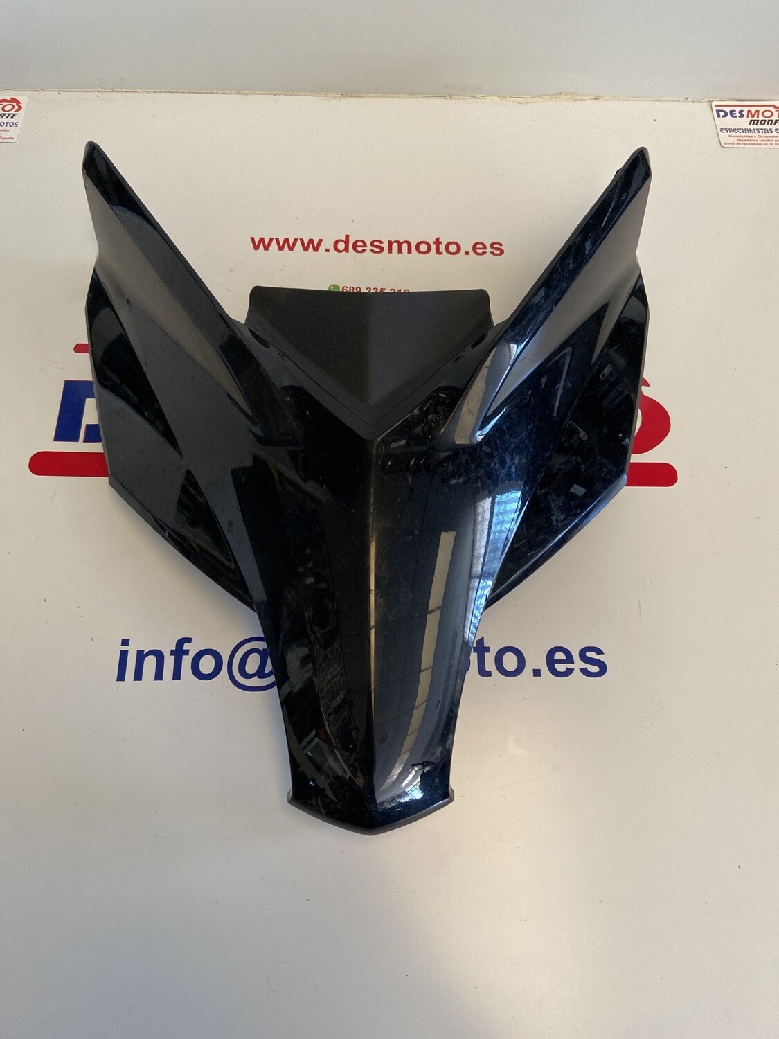 Tapa frontal YAMAHA X MAX 250 2011