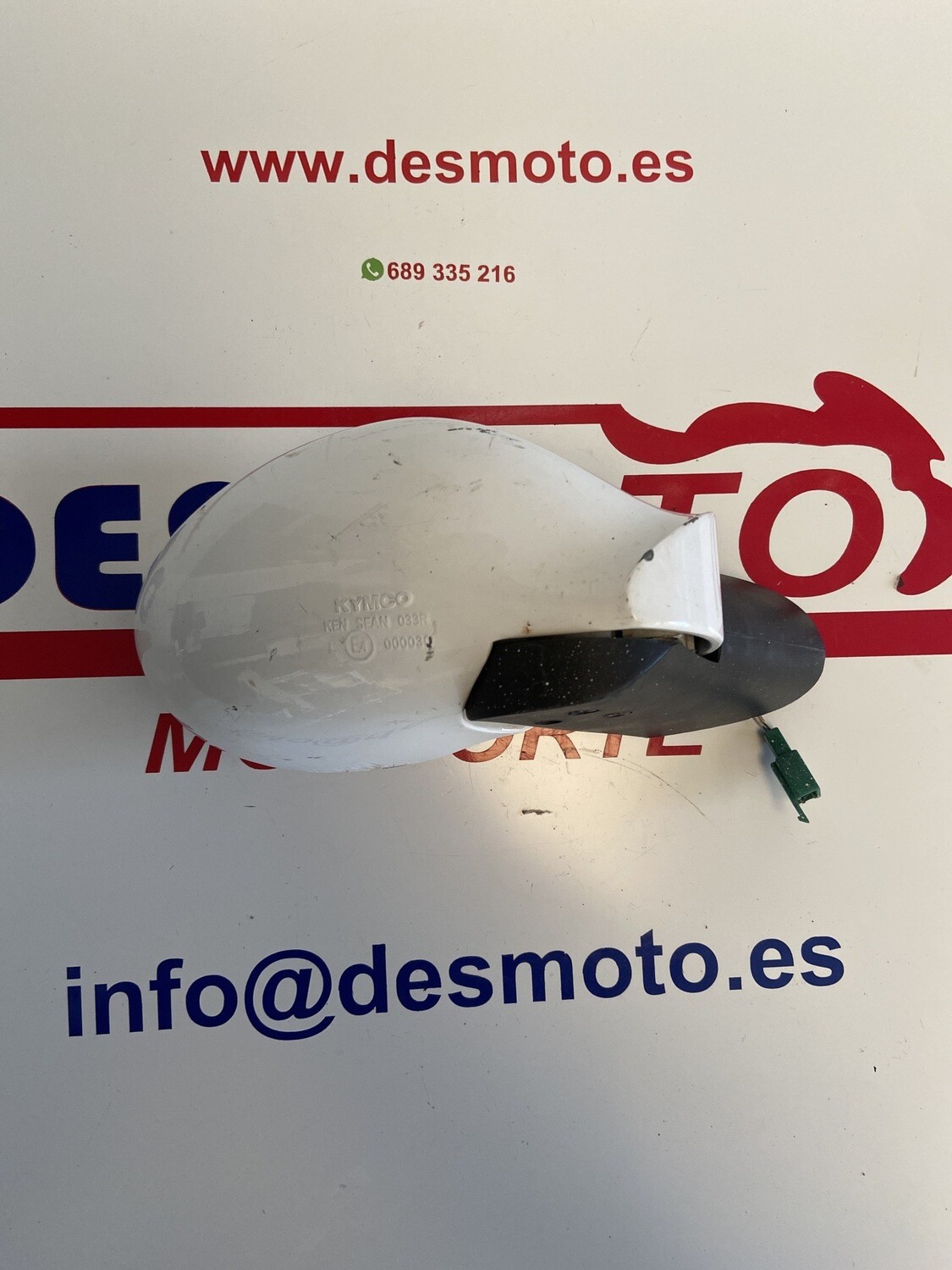 Espejo derecho con desperfectos KYMCO GRAND DINK 125 2004