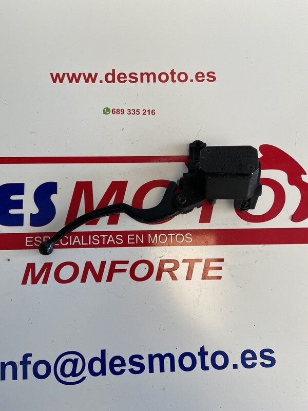 Bomba de freno delantera con maneta y sensor YAMAHA X MAX 125 2009 INYECCIÓN