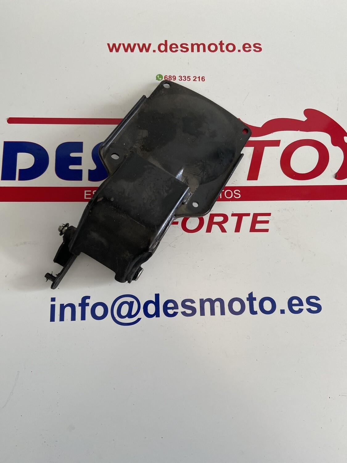 Soporte asiento YAMAHA X MAX 125 2009