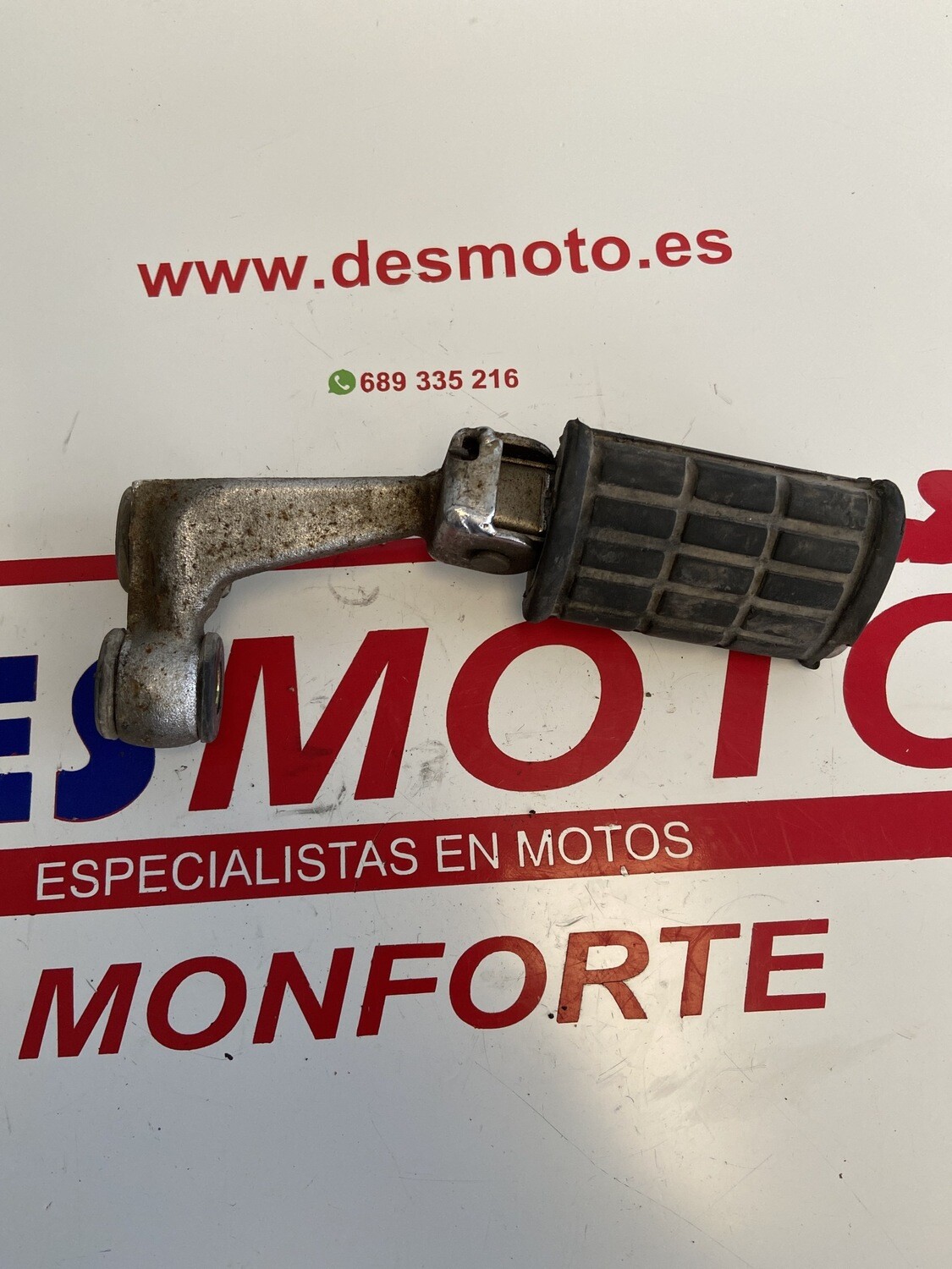 Estribera delantera izquierda 1 YAMAHA XV 125-250 VIRAGO