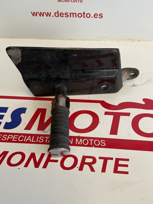 Estribera trasera izquierda 2 YAMAHA XV 125-250 VIRAGO
