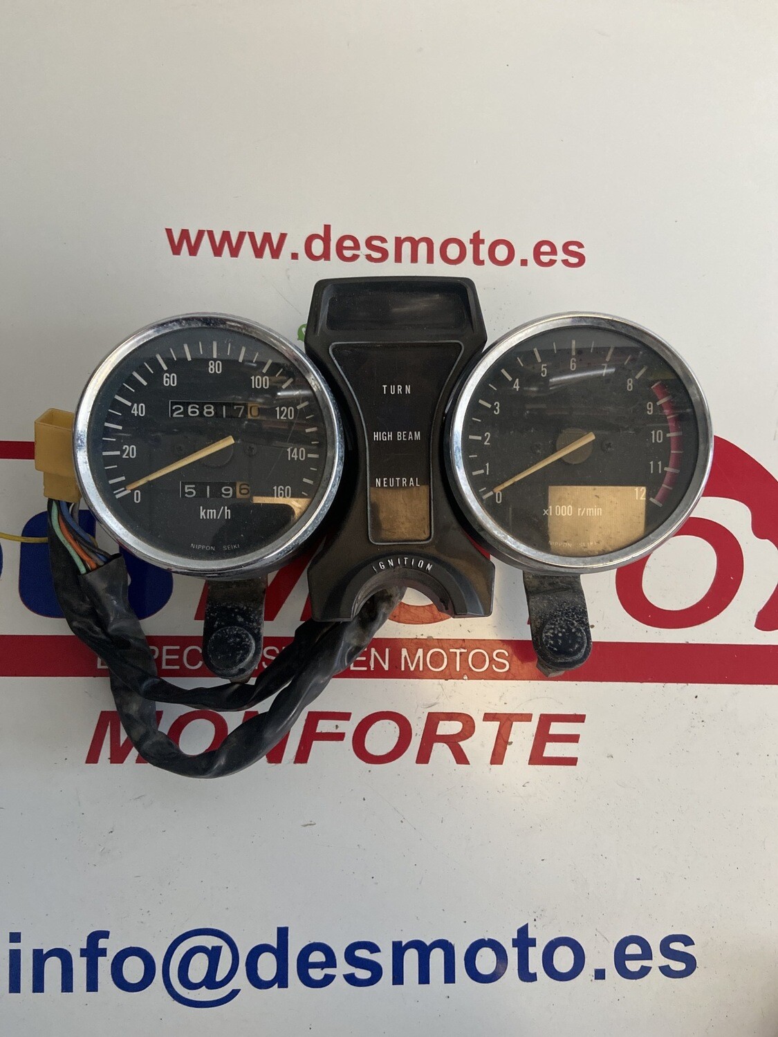 Reloj cuentakilómetros (26817km) SUZUKI GN/TU 250