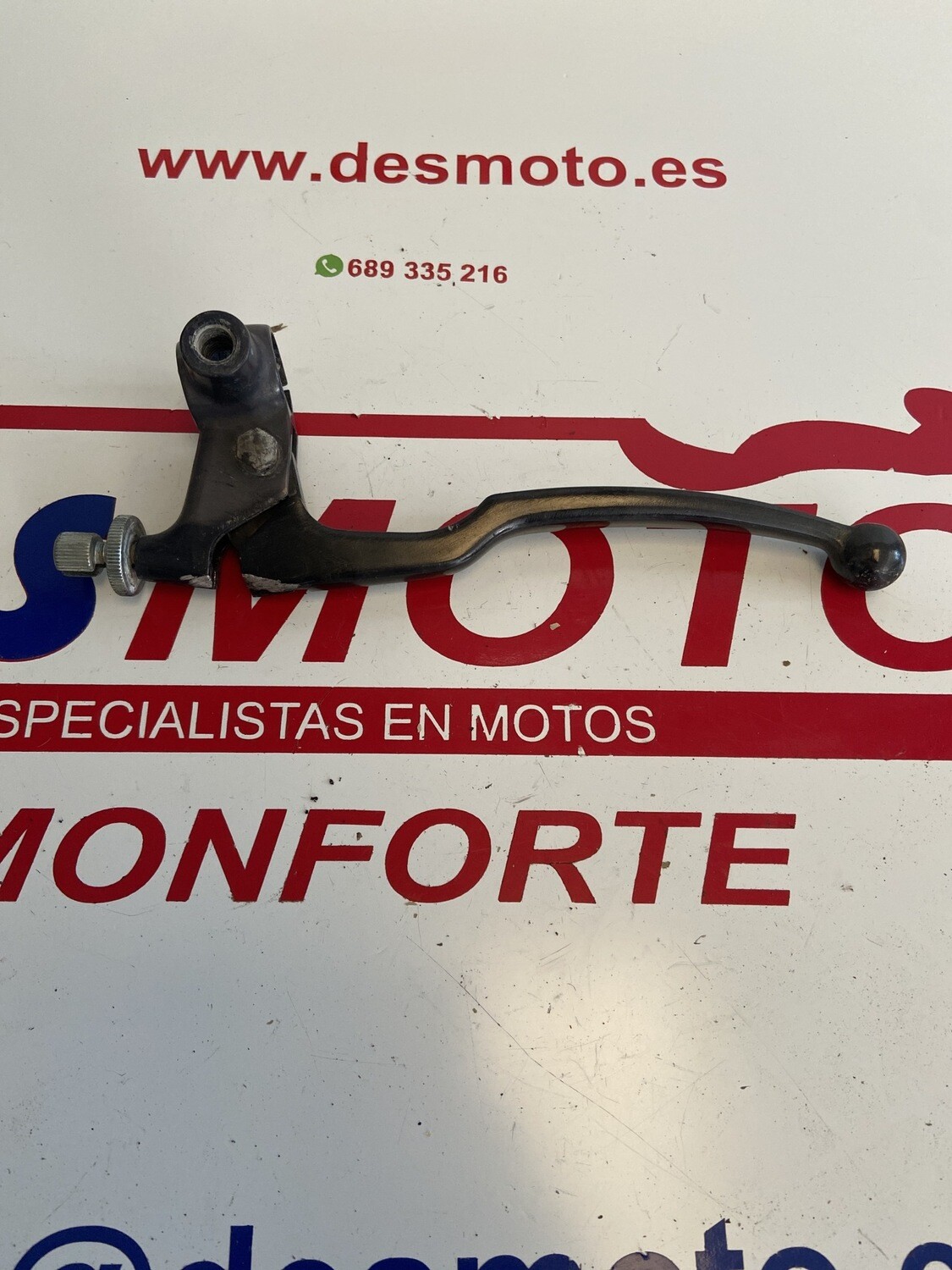 Soporte con maneta embrague SUZUKI GN/TU 250