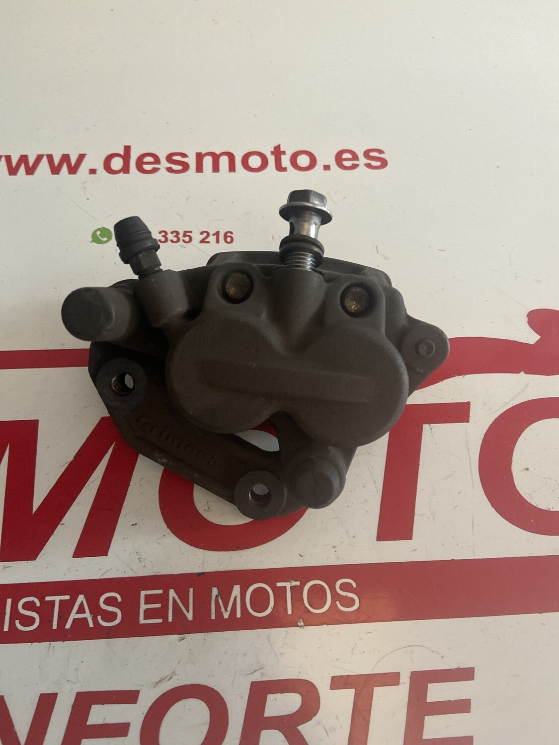Pinza de freno delantera SUZUKI BURMAN 125-150 2003-2006