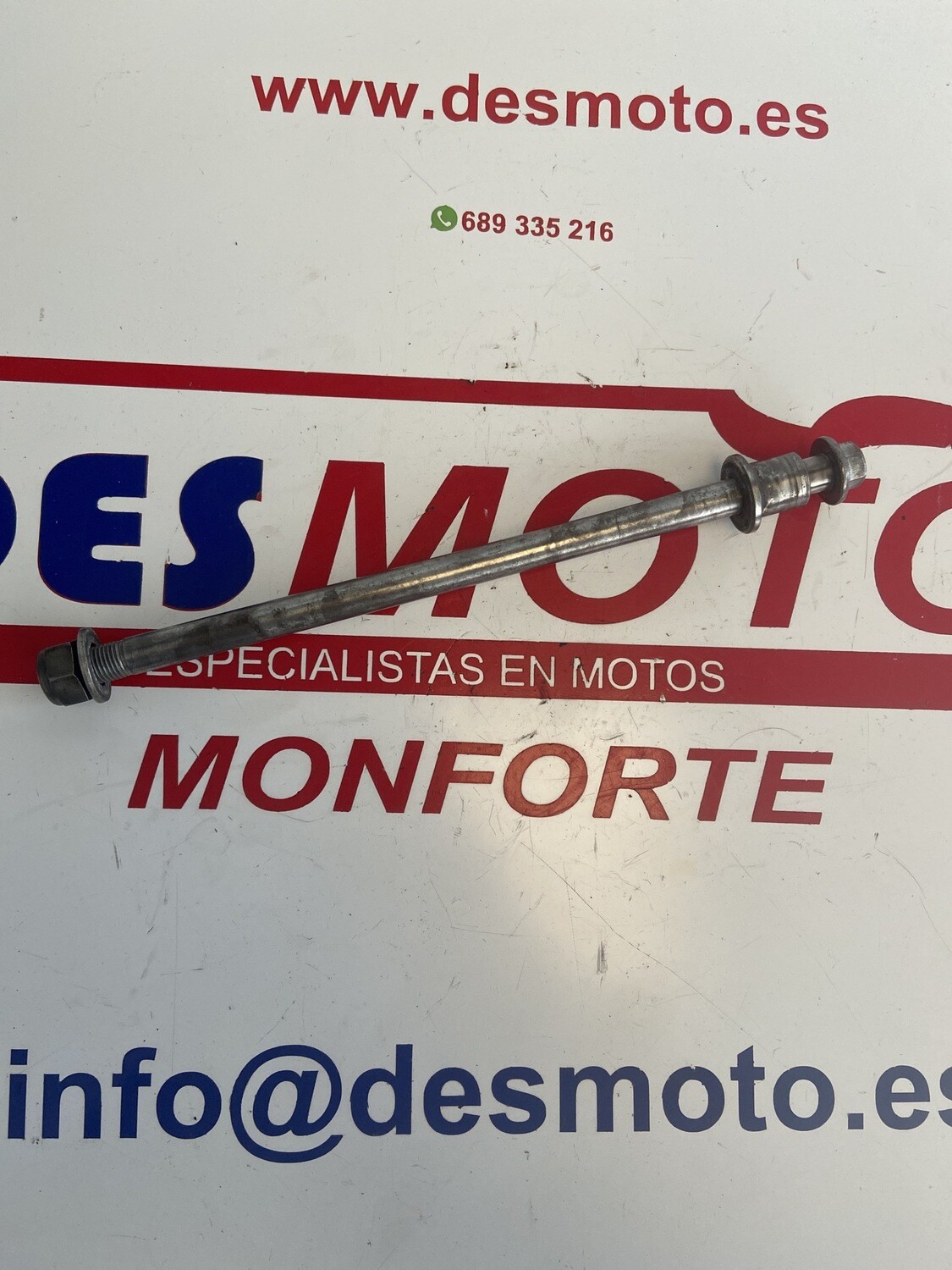 Eje rueda delantera SUZUKI BURMAN 125-150 2003-2006