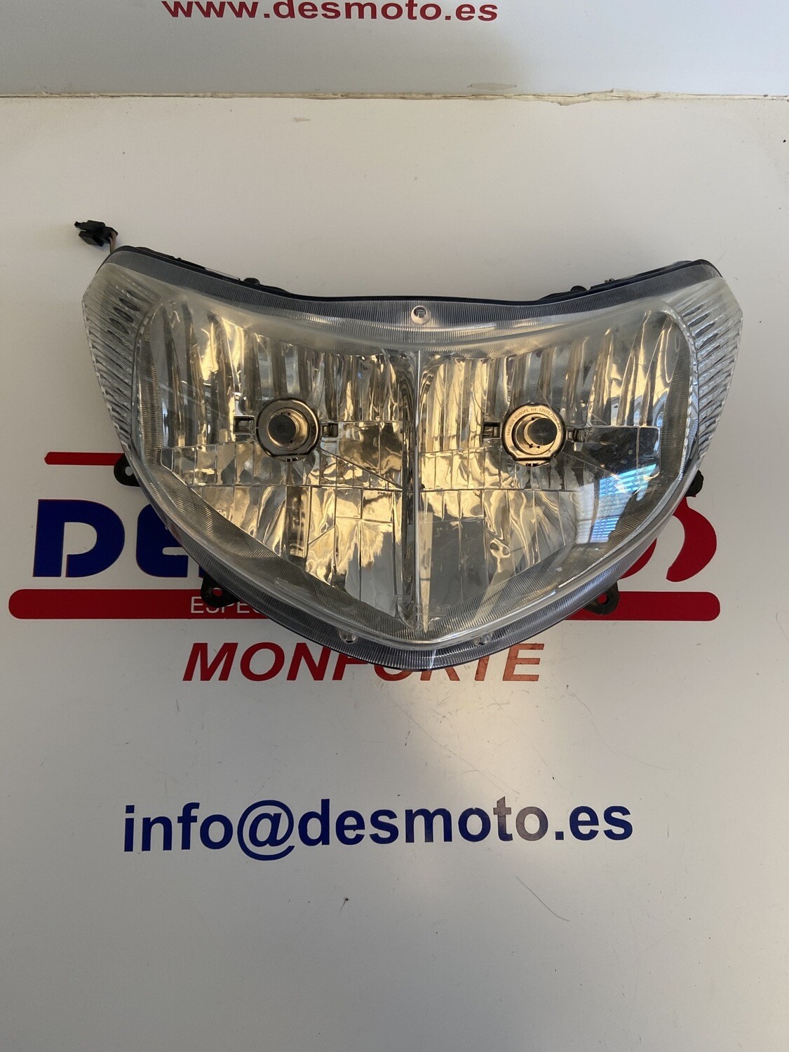 Faro delantero SUZUKI BURMAN 125-150 2003-2006