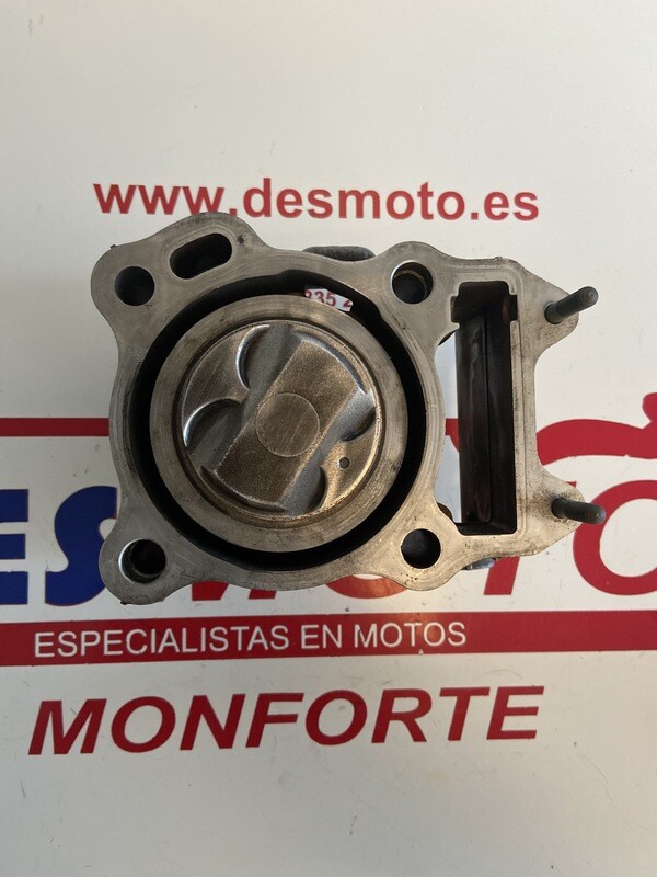 Cilindro y pistón SUZUKI BURMAN 125 2003-2006