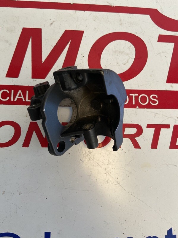 Soporte piña derecha YAMAHA AEROX 50 1999