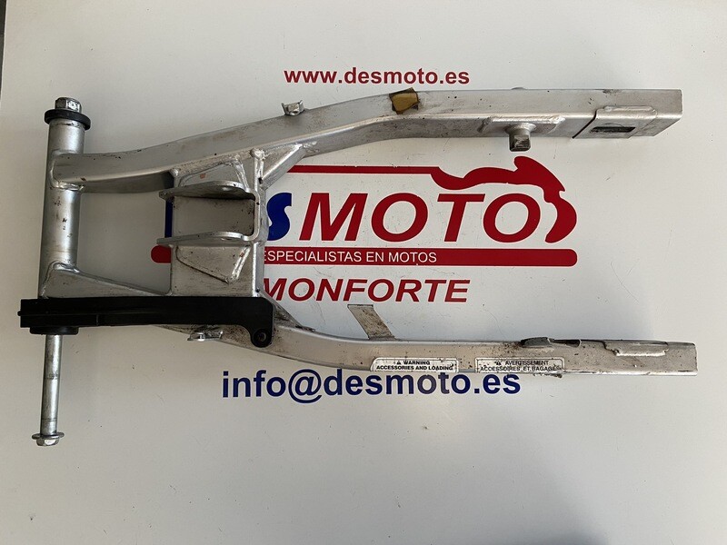 Basculante HONDA VARADERO 125 2004