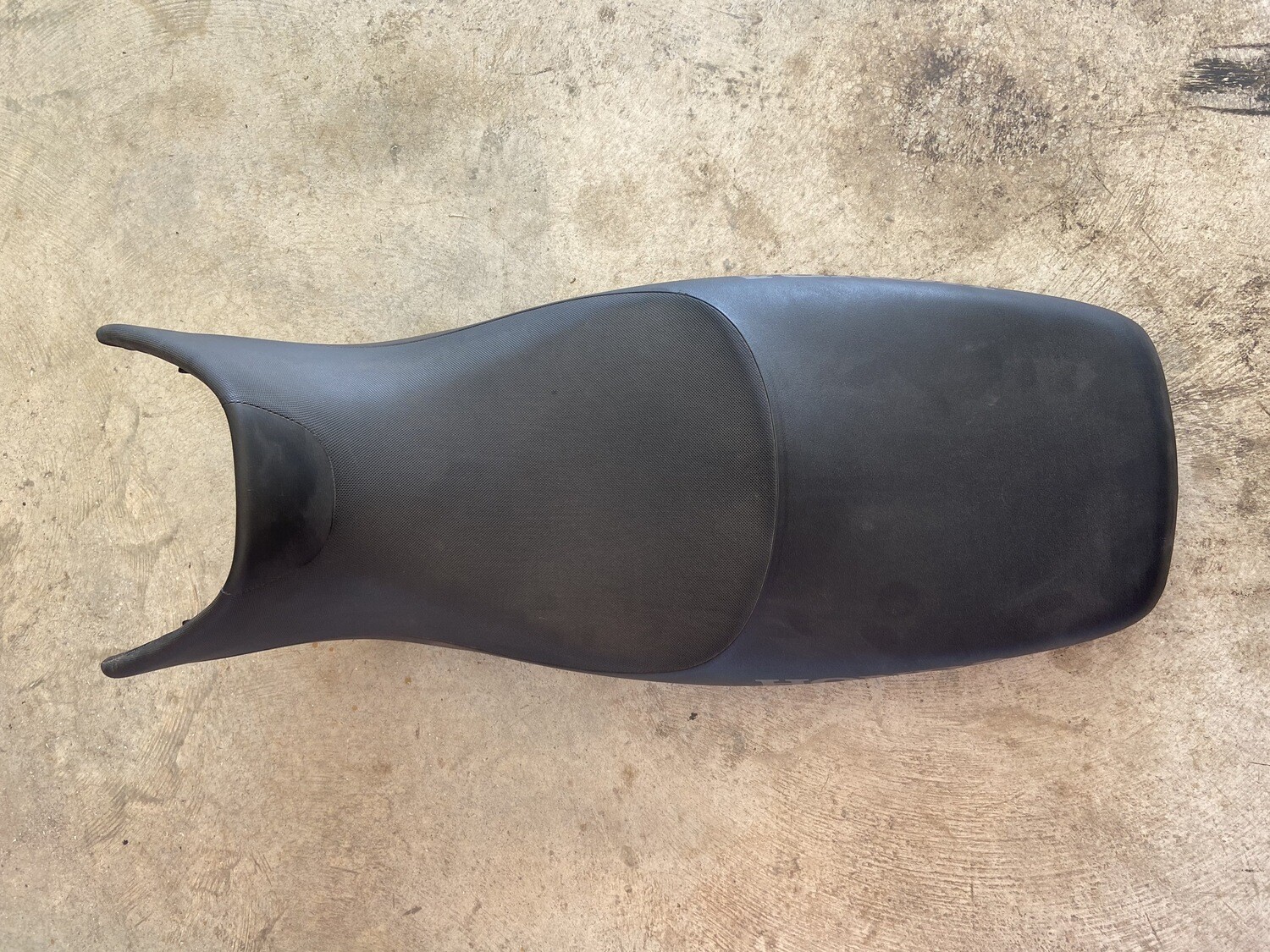 Asiento HONDA VARADERO 125 2004