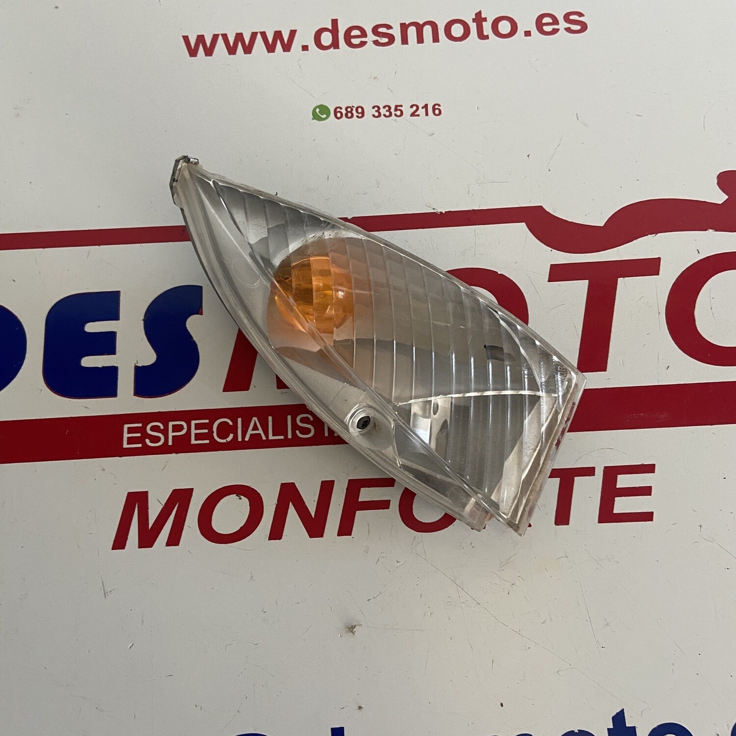 Intermitente delantero derecho PEUGEOT VIVACITY 50