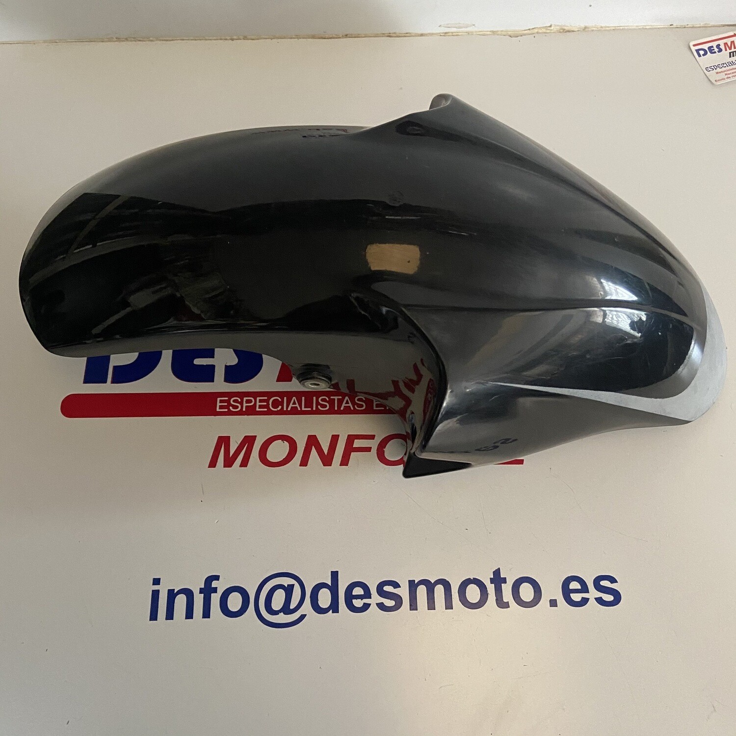 Guardabarros delantero YAMAHA R6 1999-2002 CARBURACIÓN