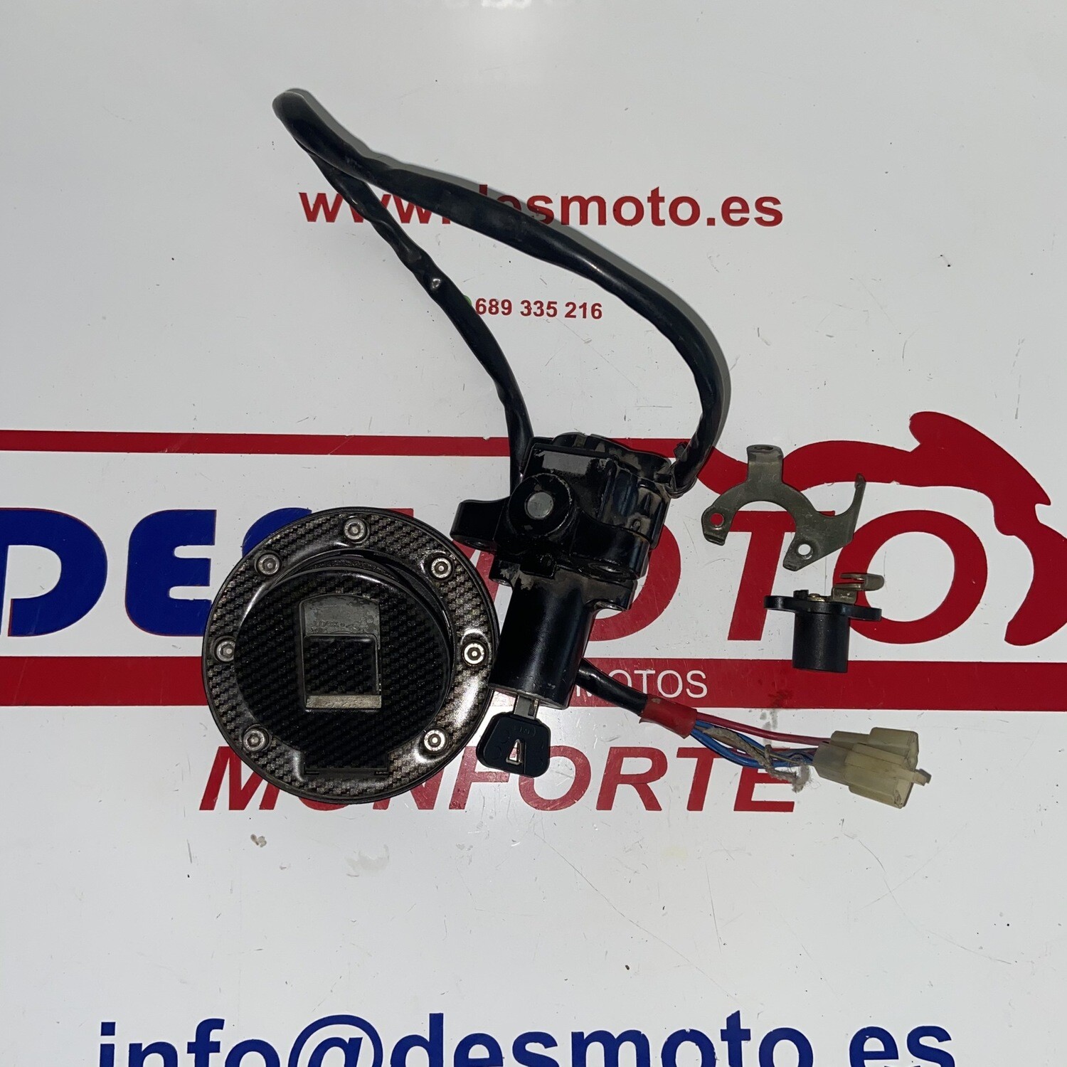 Conjunto de cerraduras con llave YAMAHA R6 1999-2002 CARBURACION