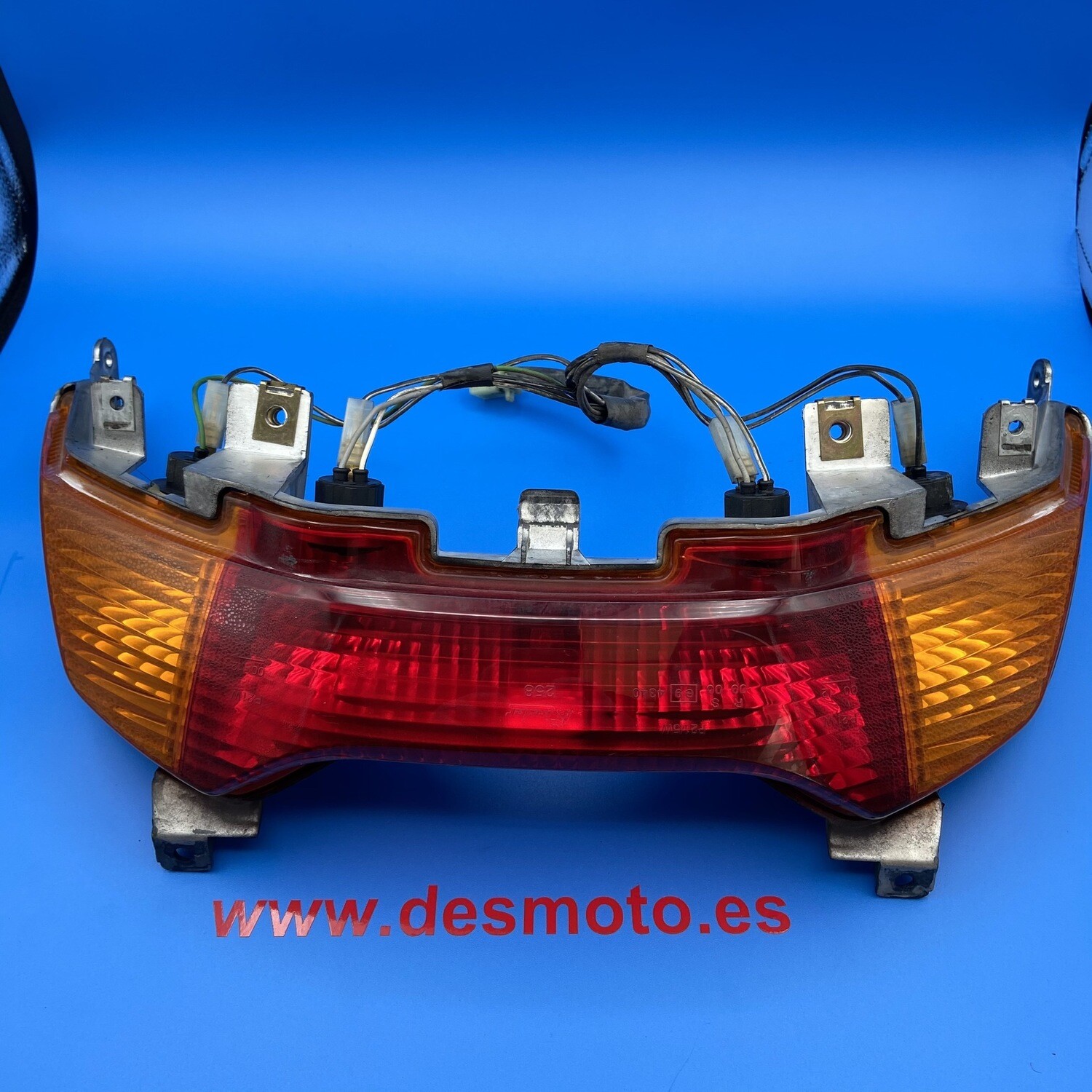 Piloto trasero 2 SUZUKI BURMAN 125-150 2003-2006