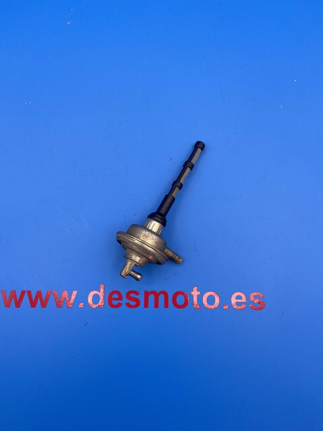 Grifo gasolina VESPA ET2