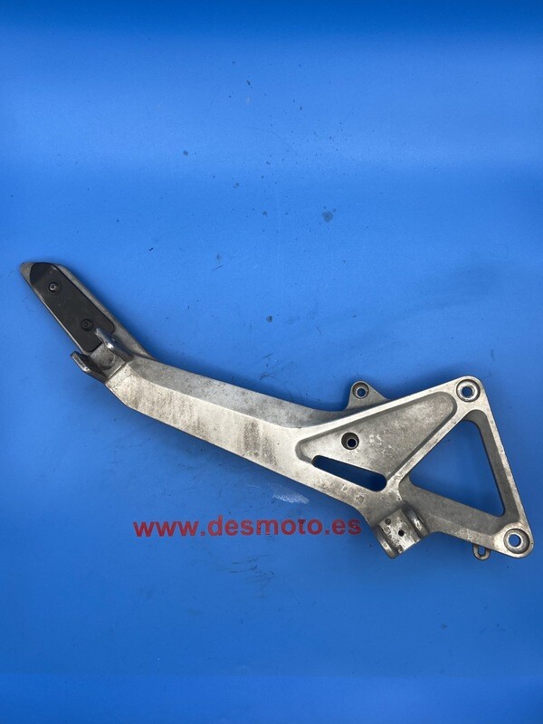Soporte estribera derecha HONDA CB 600 F 1998-2003