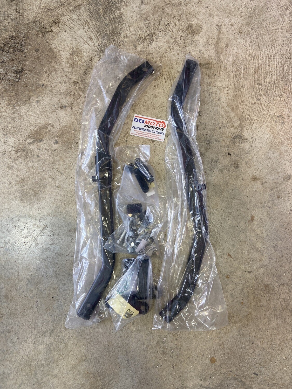 Soporte maleta GIVI F 227 HONDA CBR 1000 F 89-93