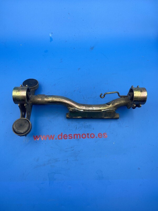 Soporte motor HONDA DYLAN 125 2002-2006