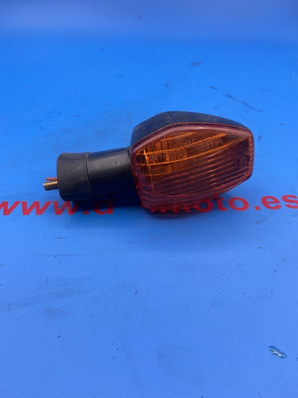 Intermitente del izq y tras der DERBI GPR 50 RR