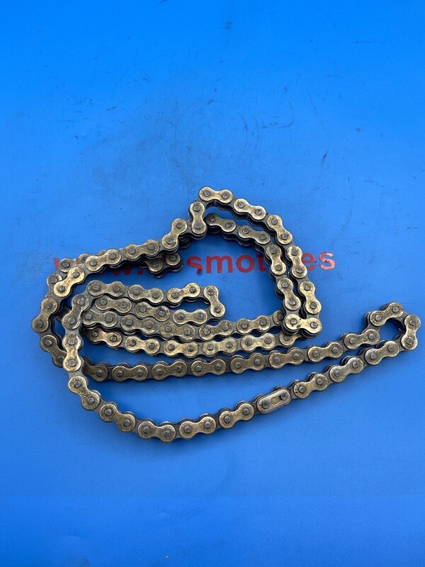 Cadena KMC 420 DERBI GPR 50 RR