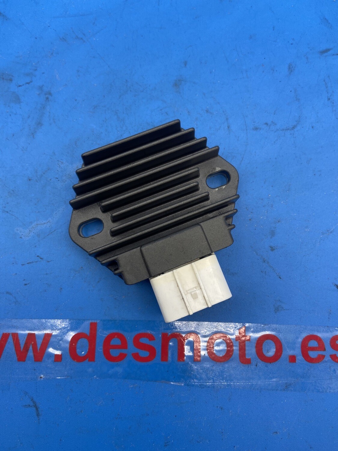 Regulador HONDA CBF 250 2004