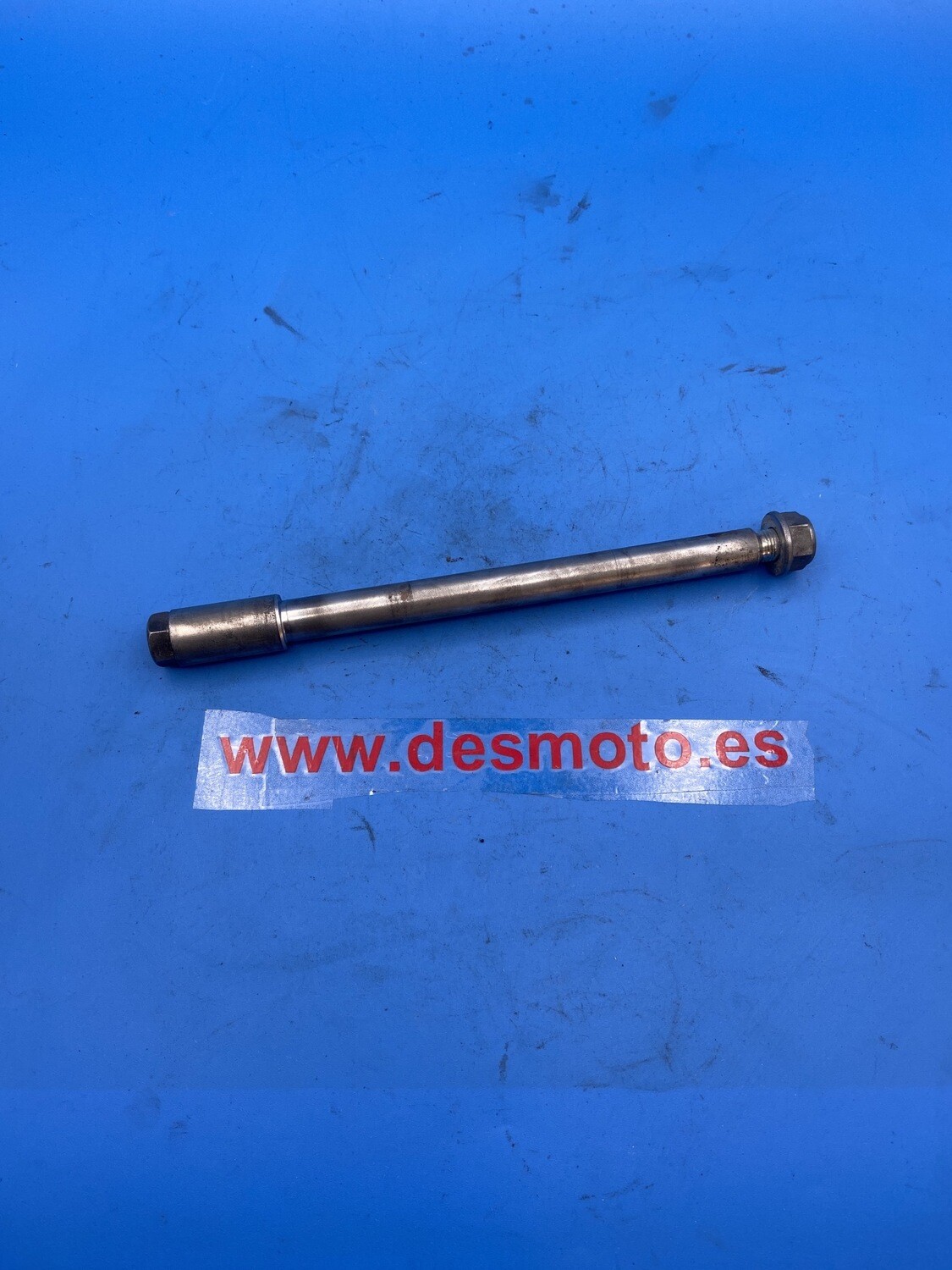 Eje delantero HONDA CBF 250 2004