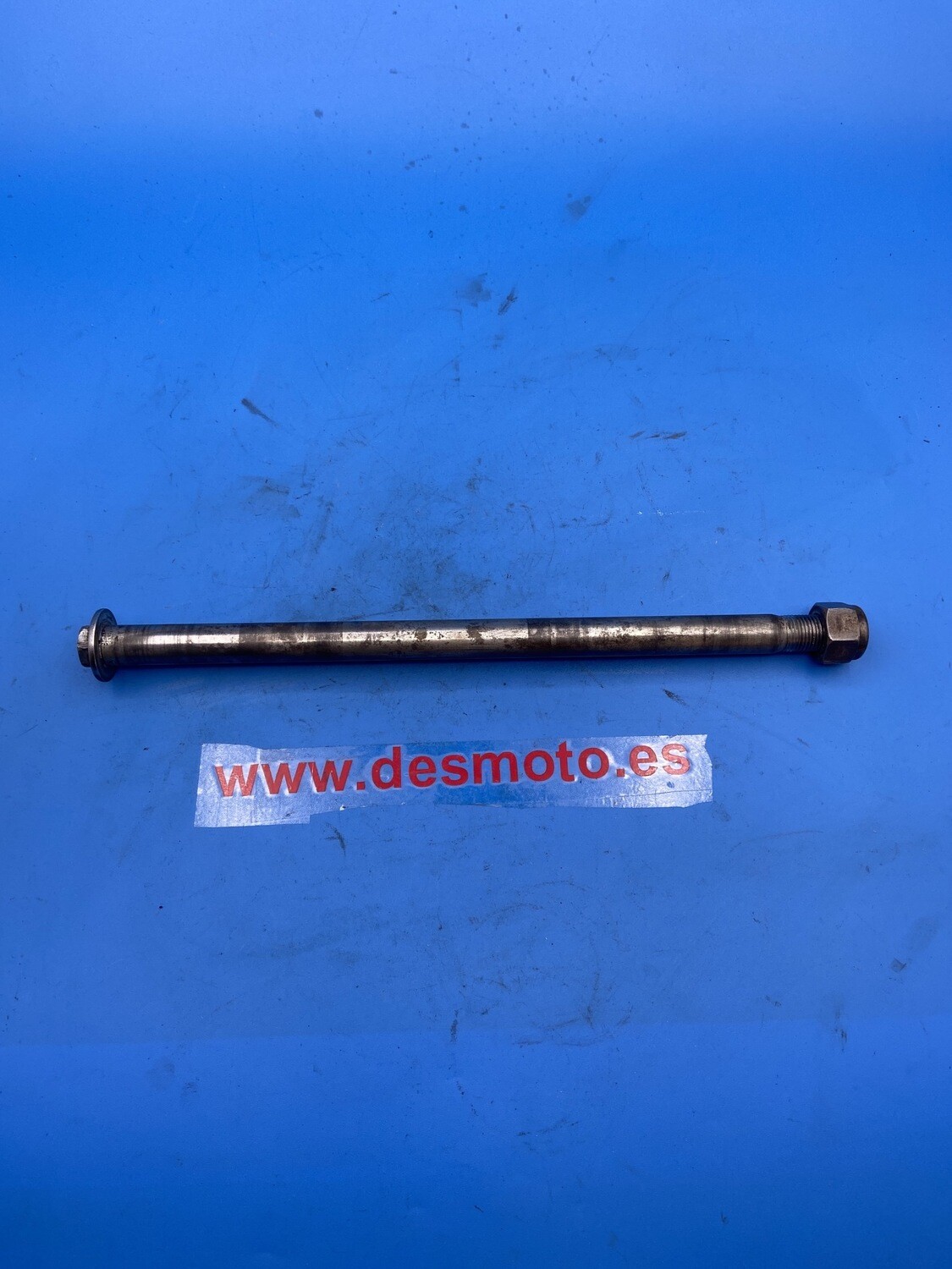 Eje trasero HONDA CBF 250 2004