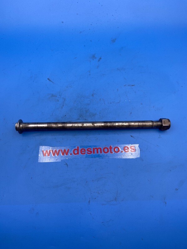 Eje trasero HONDA CBF 250 2004
