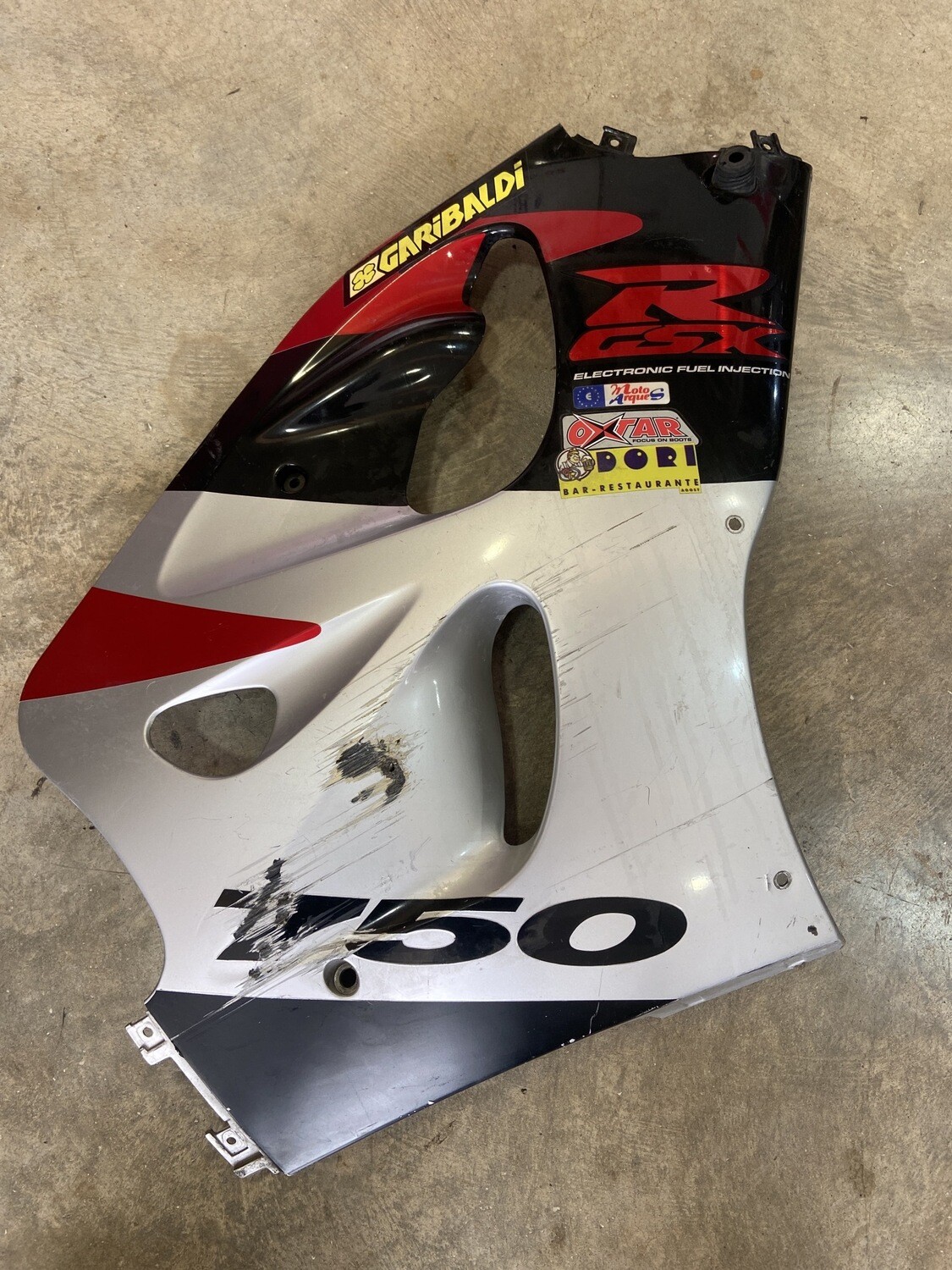 Lateral delantero derecho SUZUKI GSX-R 750 1996-1999