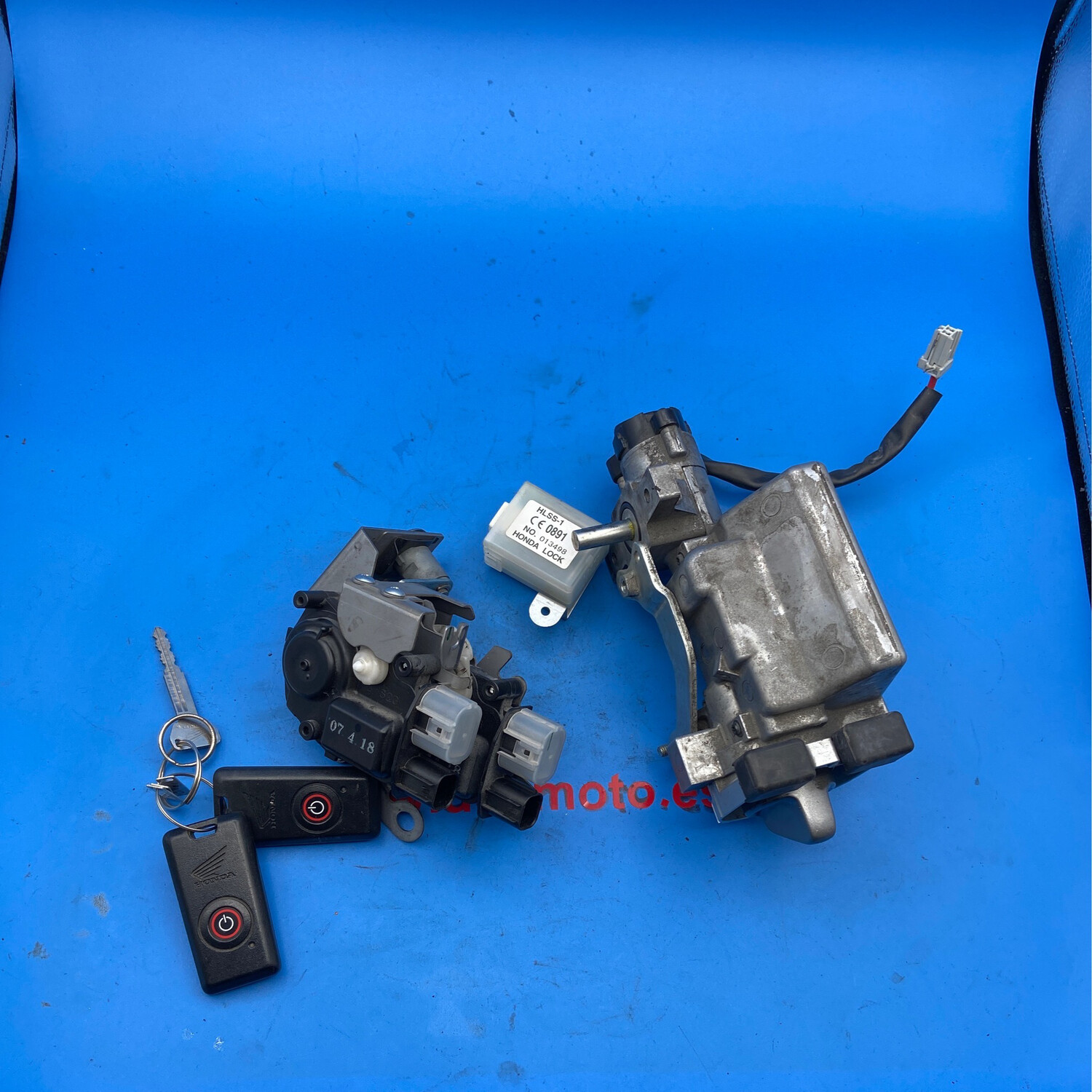 Conjunto de cerraduras HONDA FORZA 250 (2004-2007)