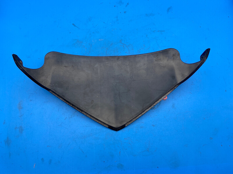 Tapa bajo faro KYMCO QUANNON 125