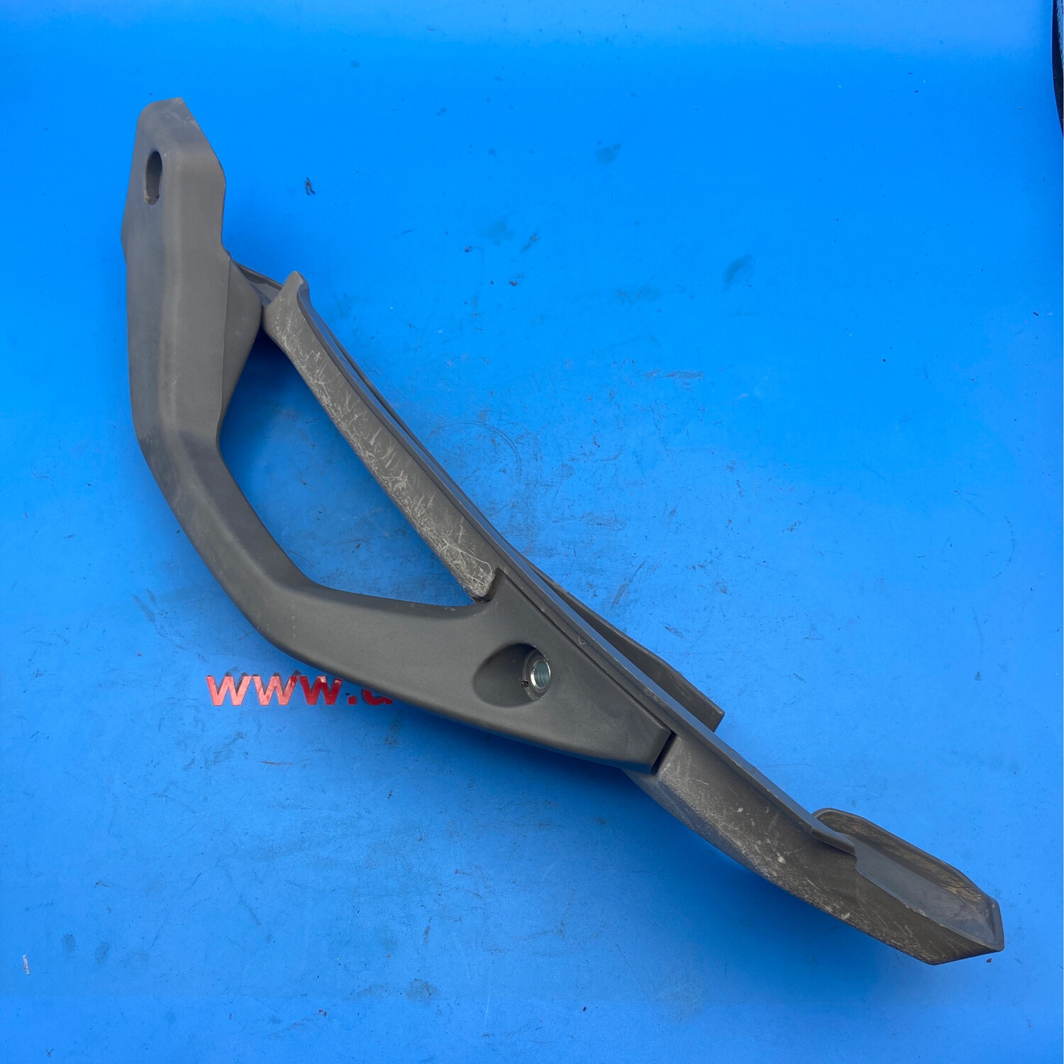 Asidero trasero derecho YAMAHA XT TENERE 660Z 2009