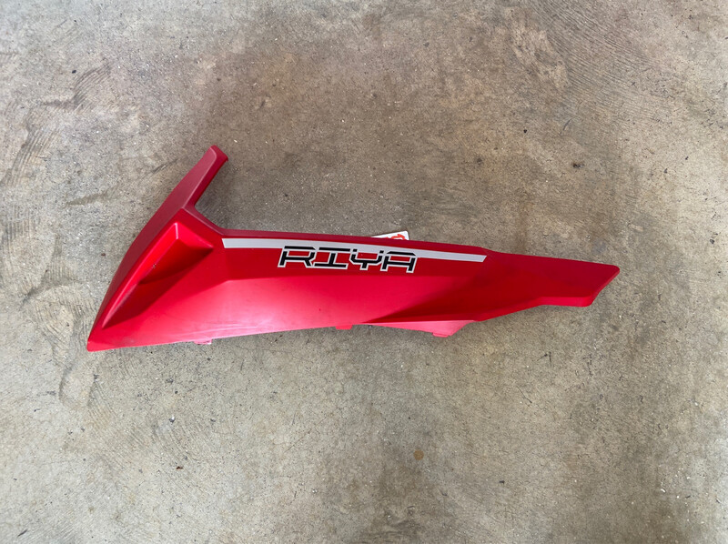 Killa izquierda RIYA T9 125 2018