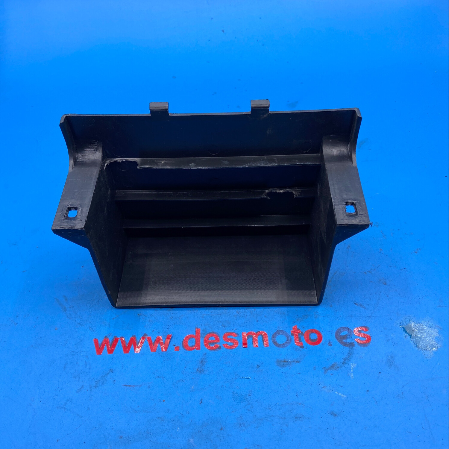 Caja batería RIYA T9 125 2018