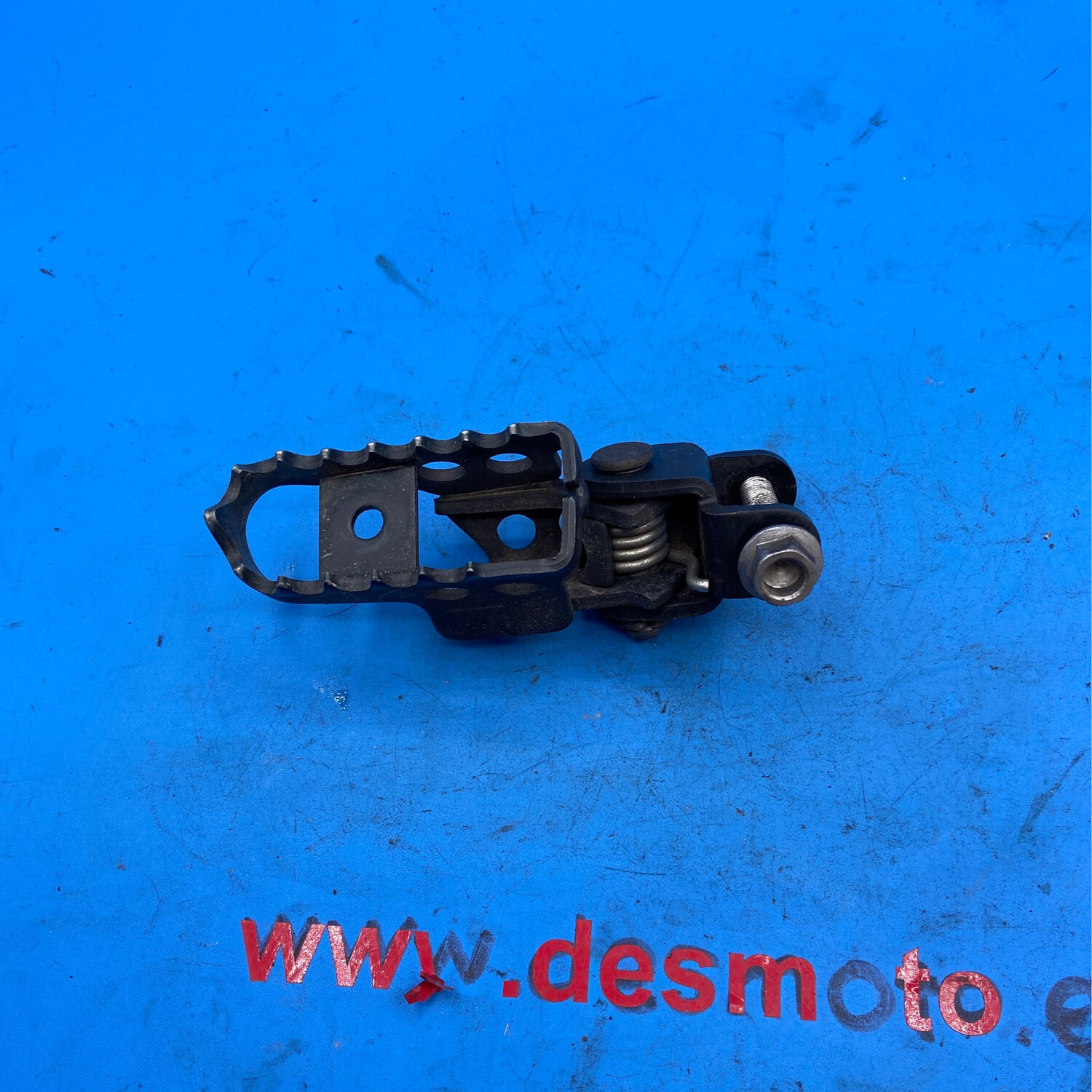 Estribera delantera izquierda YAMAHA XT TENERE 660Z 2009