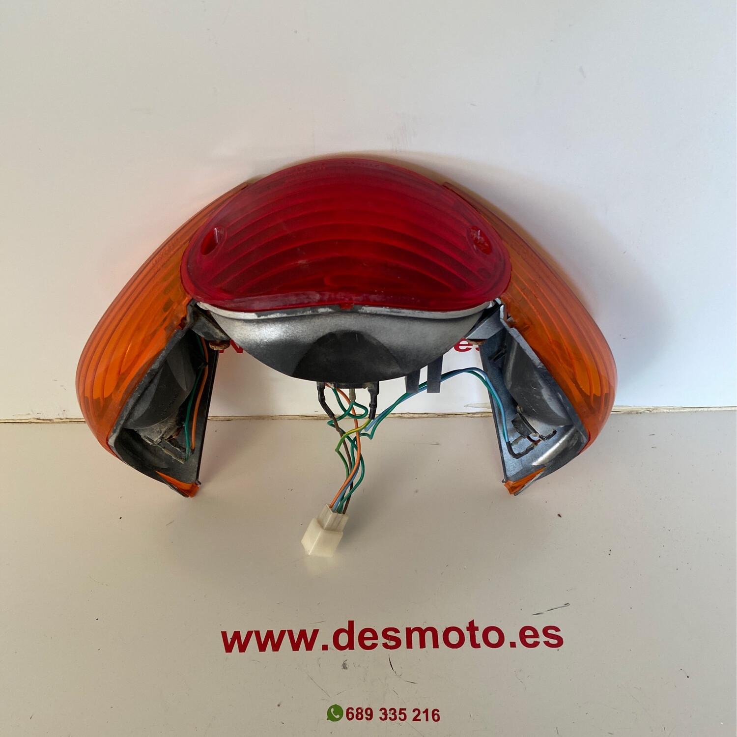Piloto trasero completo PEUGEOT LOOXOR 50