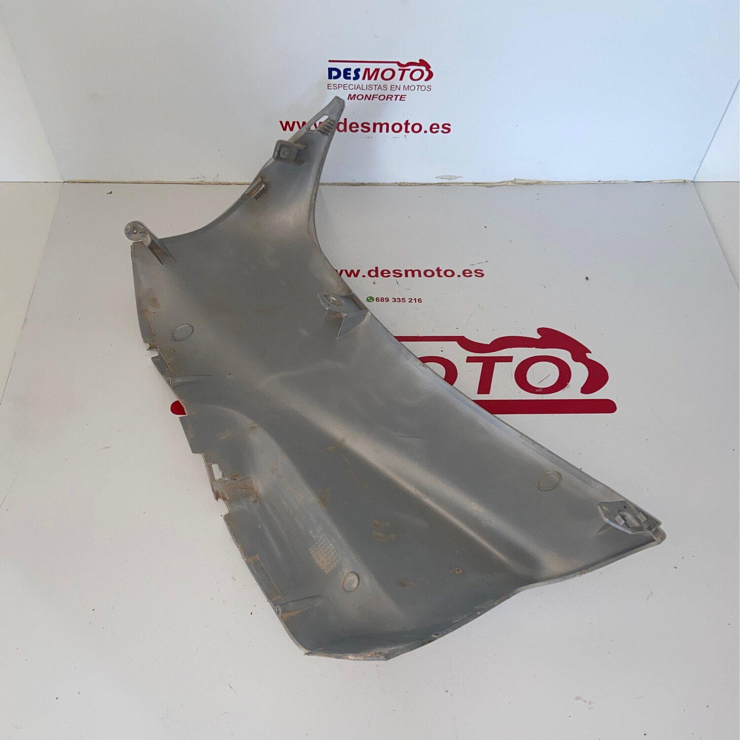 Killa derecha PEUGEOT LOOXOR 50