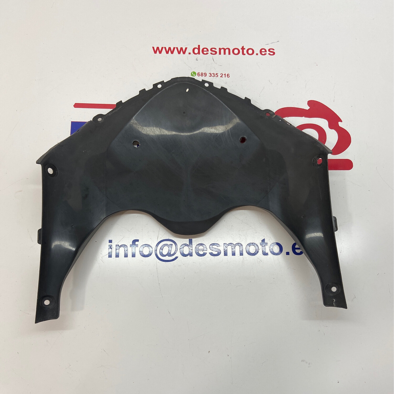 Tapa cubierta bajo faro SUZUKI GSX-R 600 2011-2015