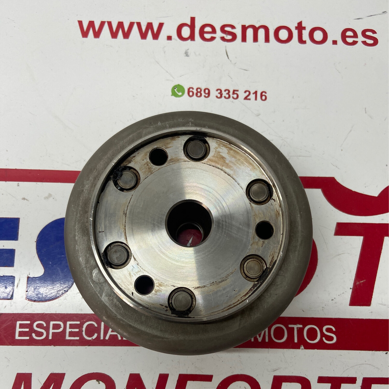 Plato magnético BMW C1
