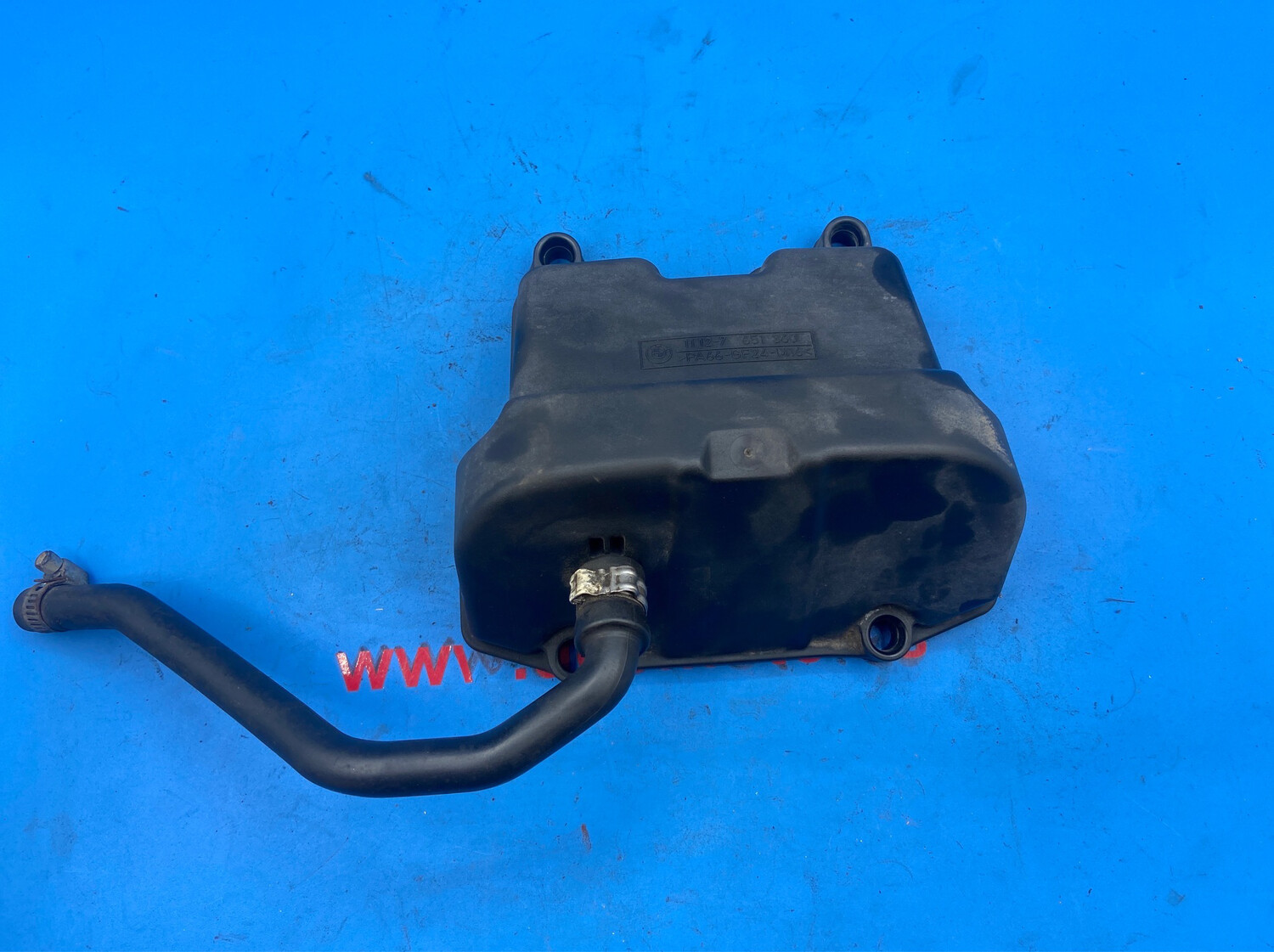 Tapa balancines BMW C1